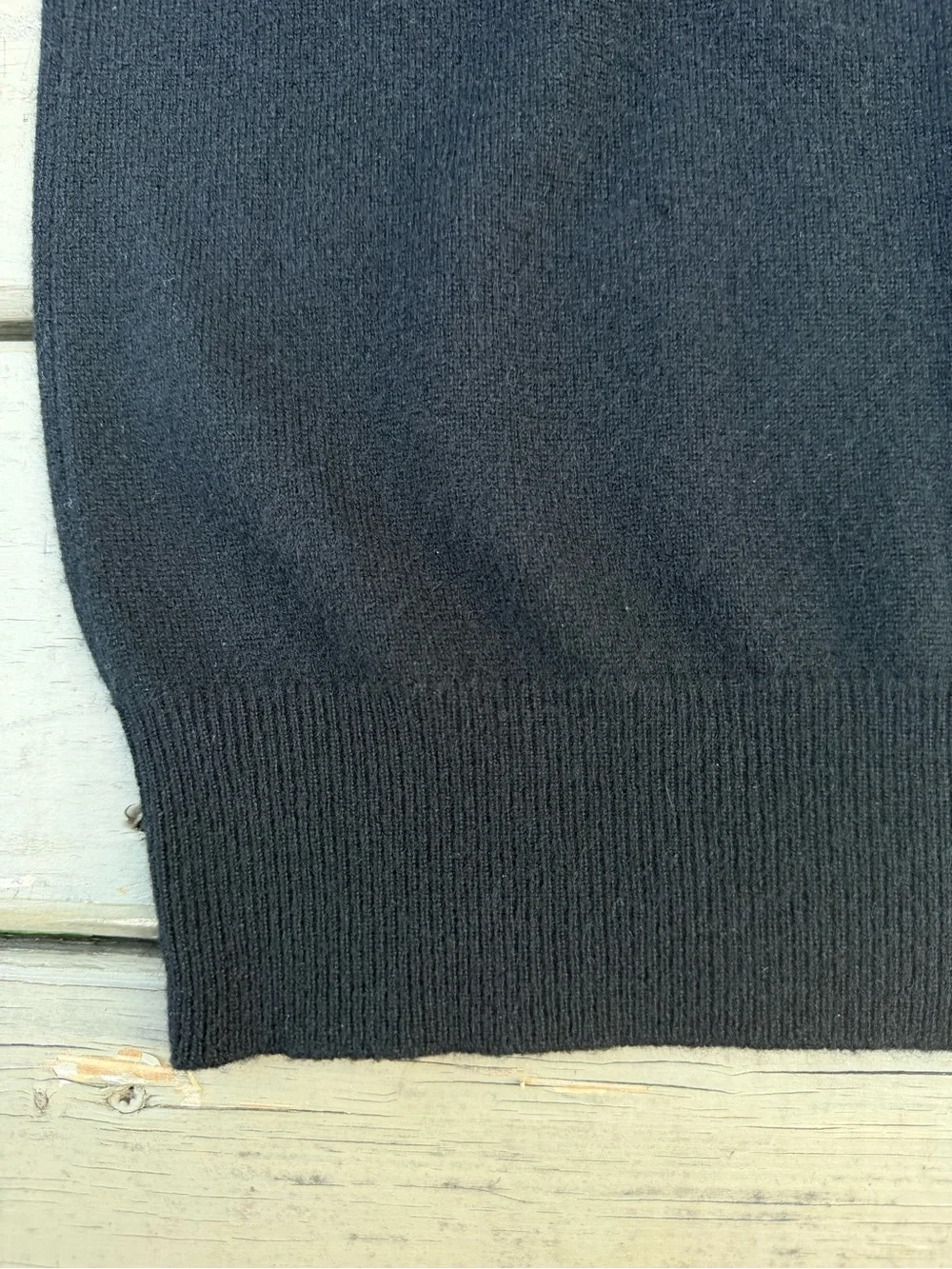 CHANEL Black Turtleneck Long Sleeve Cashmere Sweater size 40